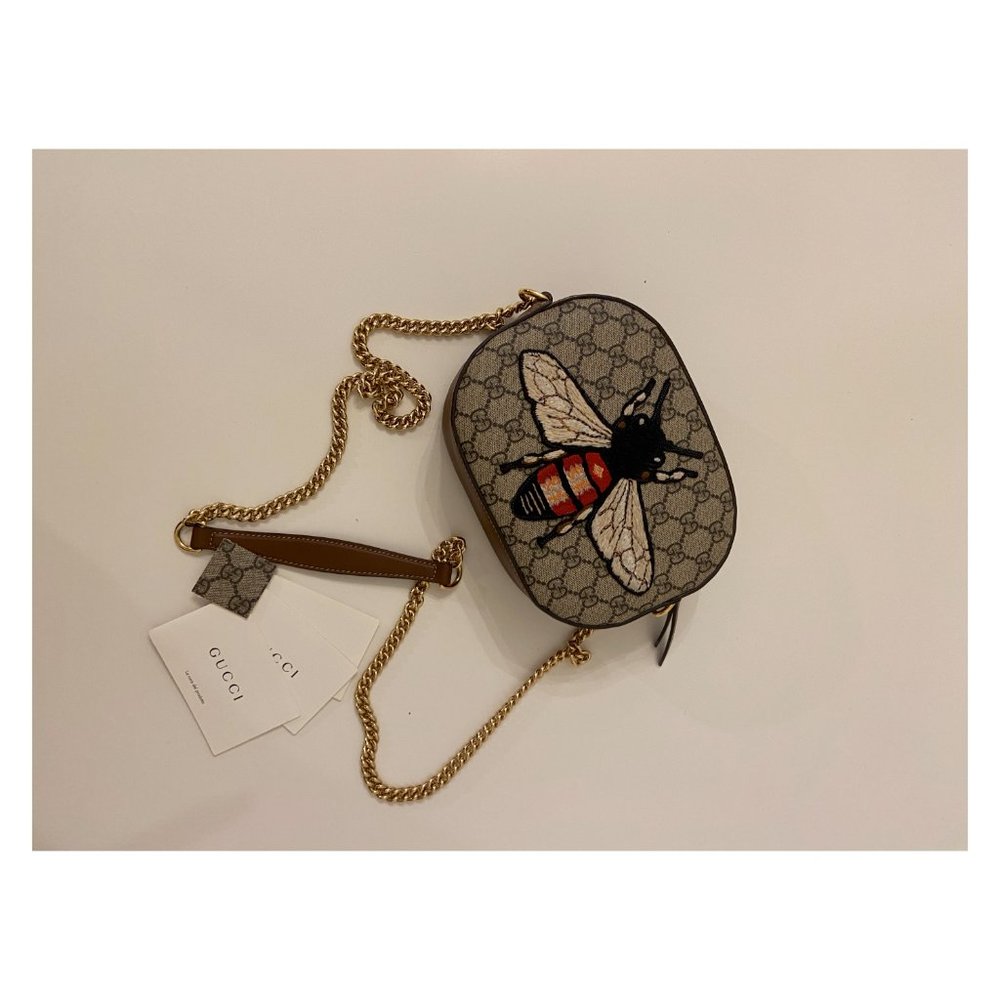 Gucci Supreme Messenger Bee Embroid Europe Limited